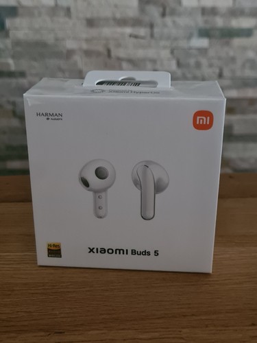 Xiaomi buds in ear - xiaomi,